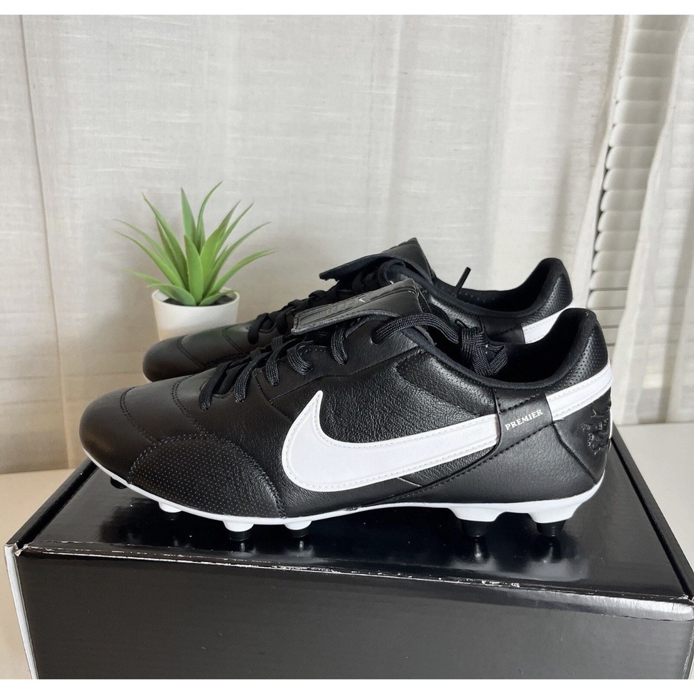 Nike Premier III FG 'Black Soccer Cleats HM0265-002 Men'Size 7.5 / Women Size 9